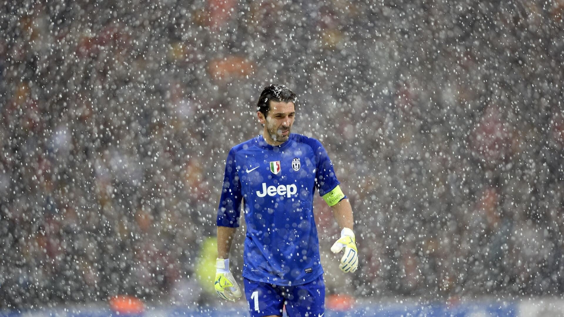 九游esports-史上最震撼的欧冠决赛回忆，欧冠决赛表演