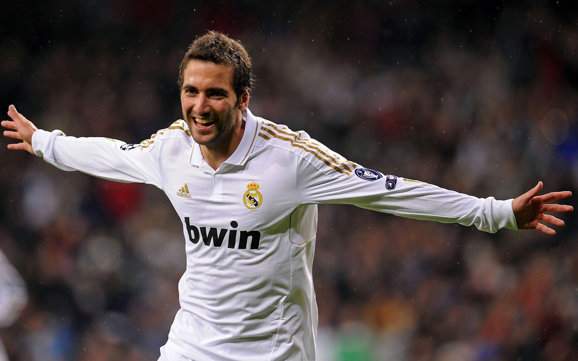 9游-巴黎圣日耳曼继续大手笔：引入多名欧洲明星球员，巴黎圣日耳曼队的球星